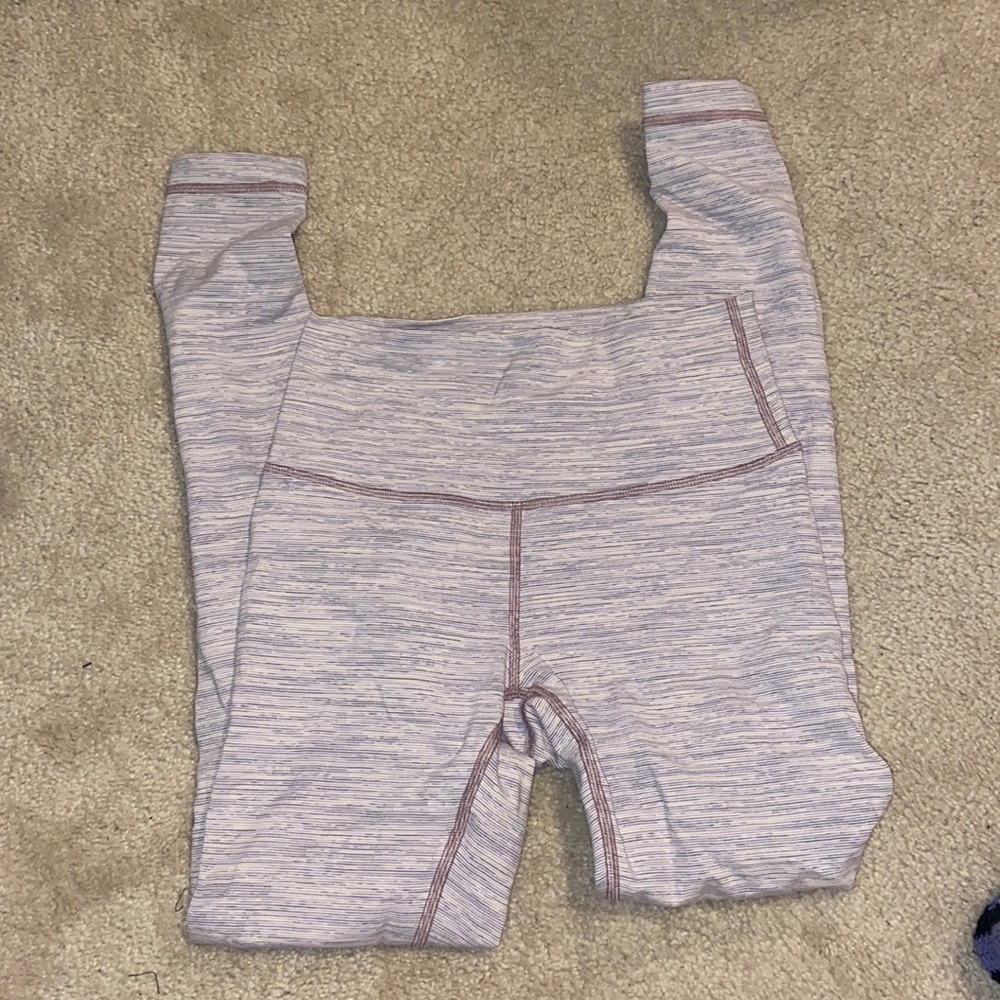 Lululemon wunder under pink stripe